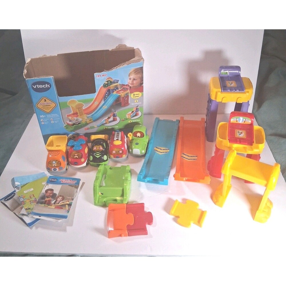 VTech Go! Go! Smart Wheels 3-in-1 Launch & Go Raceway With 5 Vehicles